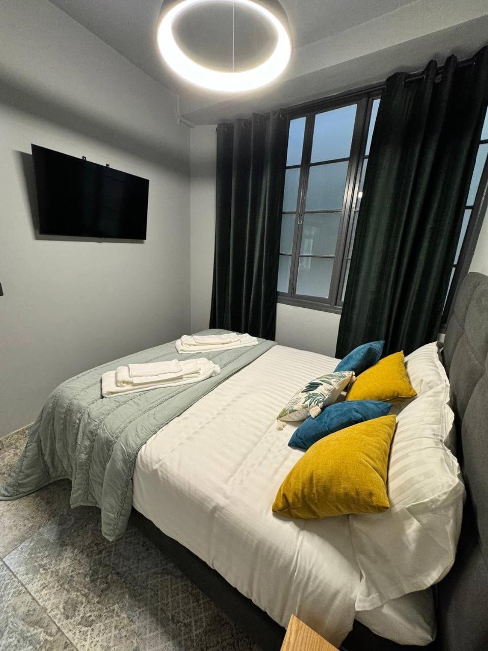 Sun & Stay Malaga Chic 2Br With Balcony Views Exterior photo