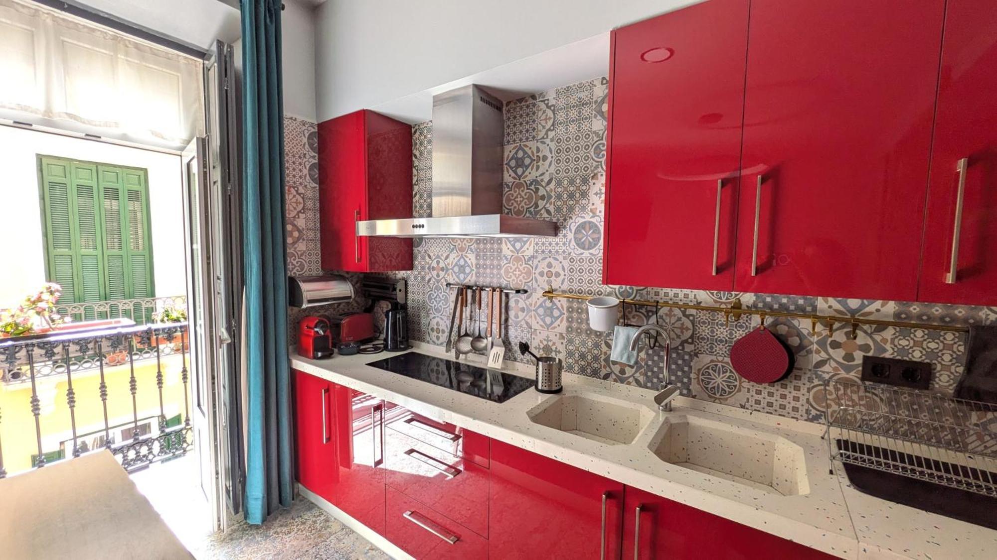 Sun & Stay Malaga Chic 2Br With Balcony Views Exterior photo